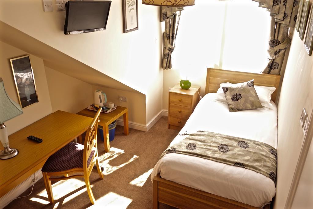 Filton Guest House Стая снимка