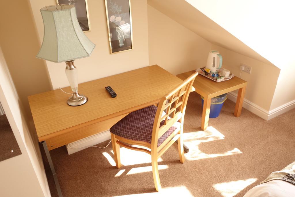 Filton Guest House Стая снимка