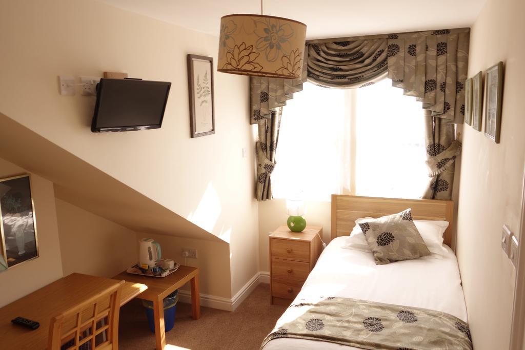 Filton Guest House Стая снимка