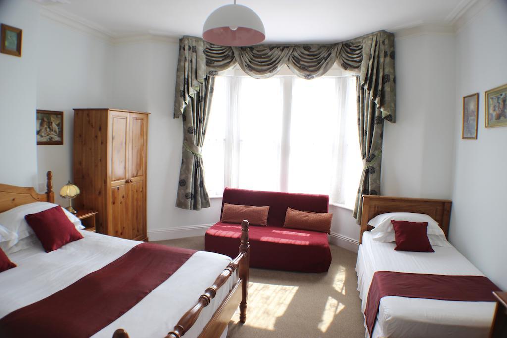Filton Guest House Стая снимка