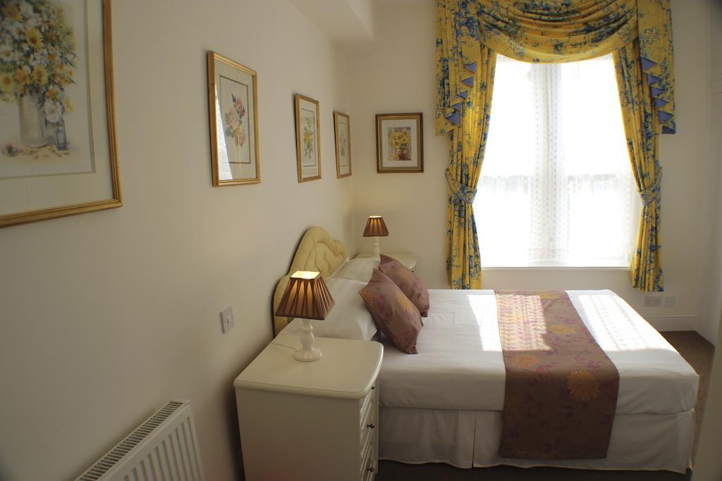 Filton Guest House Стая снимка